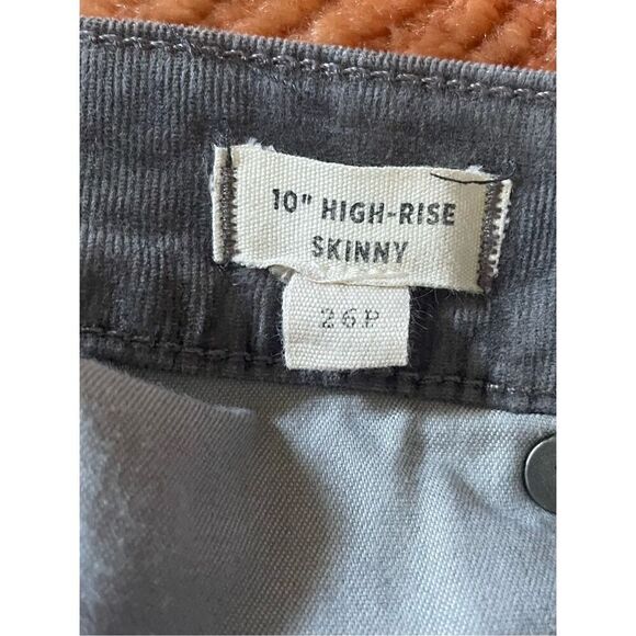 MADEWELL Tall 10” High-Rise Skinny Jeans in Dusty Wash - Picture 3 of 7